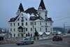 hotel_img